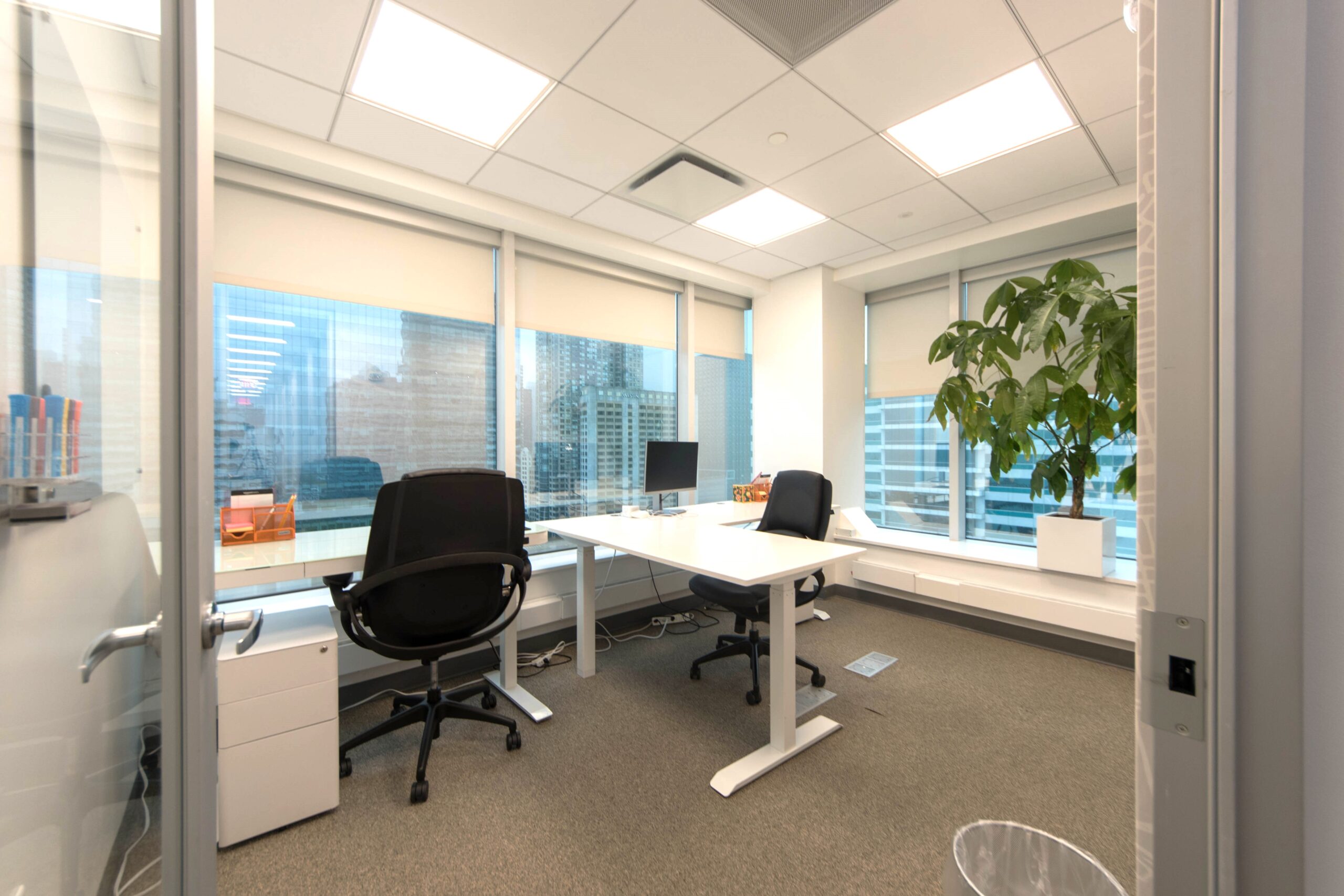 Jakarta: Private Office Jersey City: Seats 4